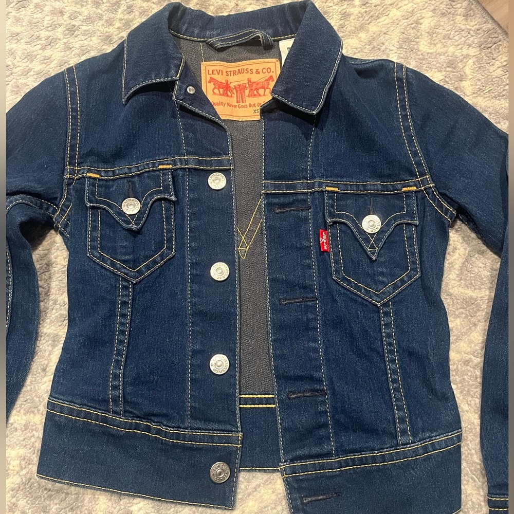 Levi’s Jean Jacket- Size x small